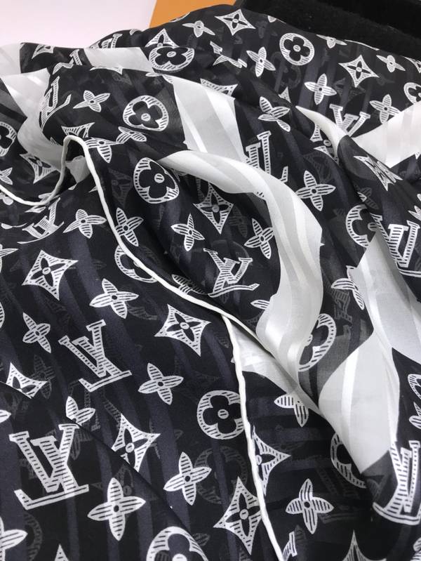 Louis Vuitton Scarf LVC00594 Louis Vuitton Scarf LVC00594